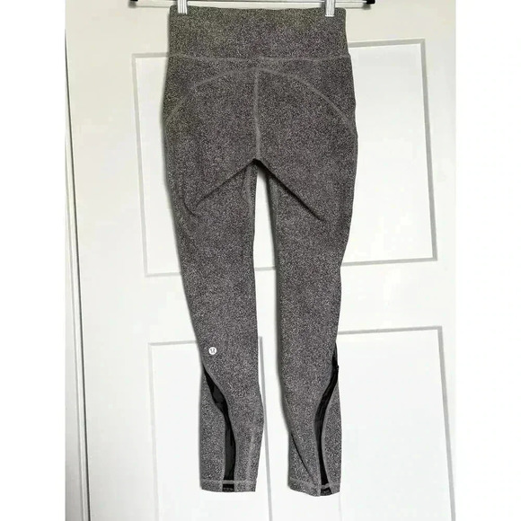 Lululemon Women’s Invigorate Legging High Rise Size 4 Running Training Workout - Picture 6 of 10
